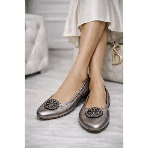 Tory Burch Silver Leather Ballet Flats Logo Medallion Women 7.5 M Classic